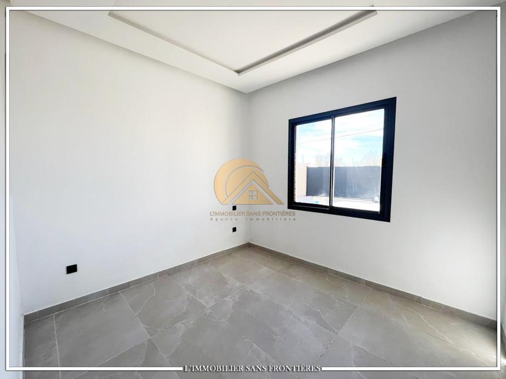 Villa 1000 m² à Route de Fès — 7
