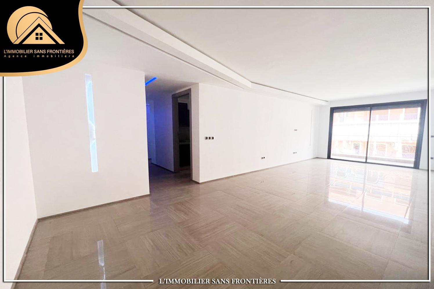 Appartement vide 112m², 2ème étage, Route de Safi
