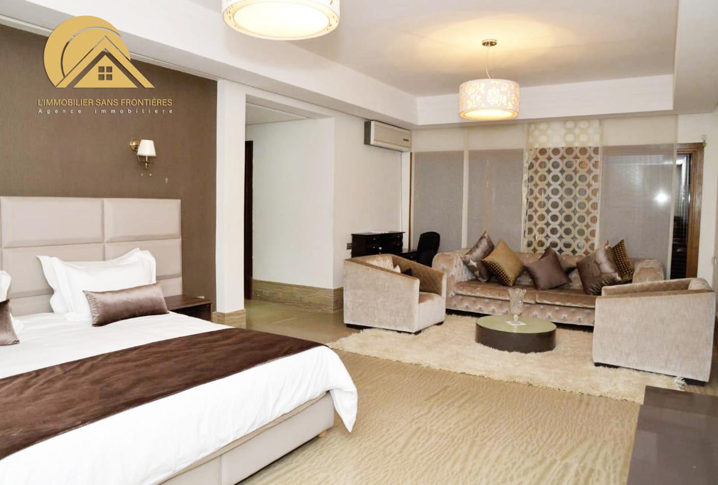 فيلا 10000 م² في Route de Ouarzazate — 10