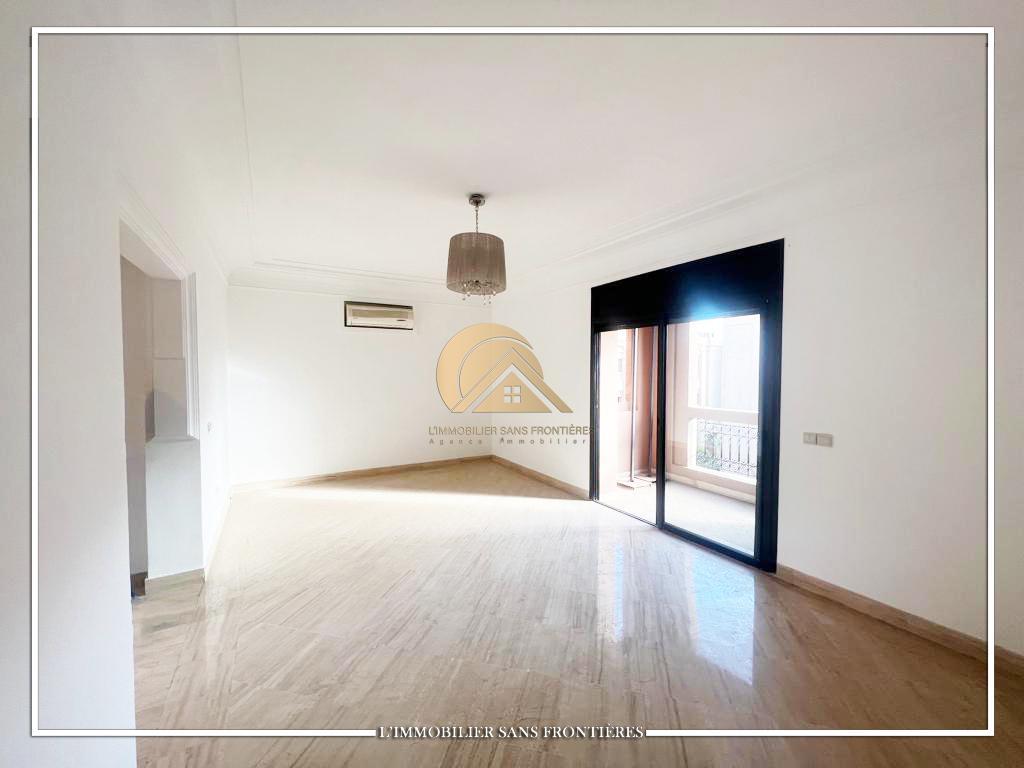 Appartement à vendre 100m², piscine collective, Targa — 3
