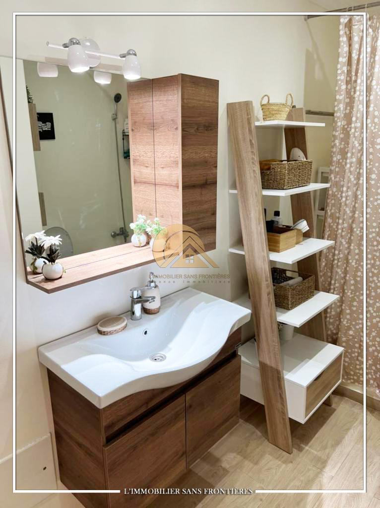 Appartement vide à vendre , 2ème étage , Avenue Abdelkarim Khatabi — 5