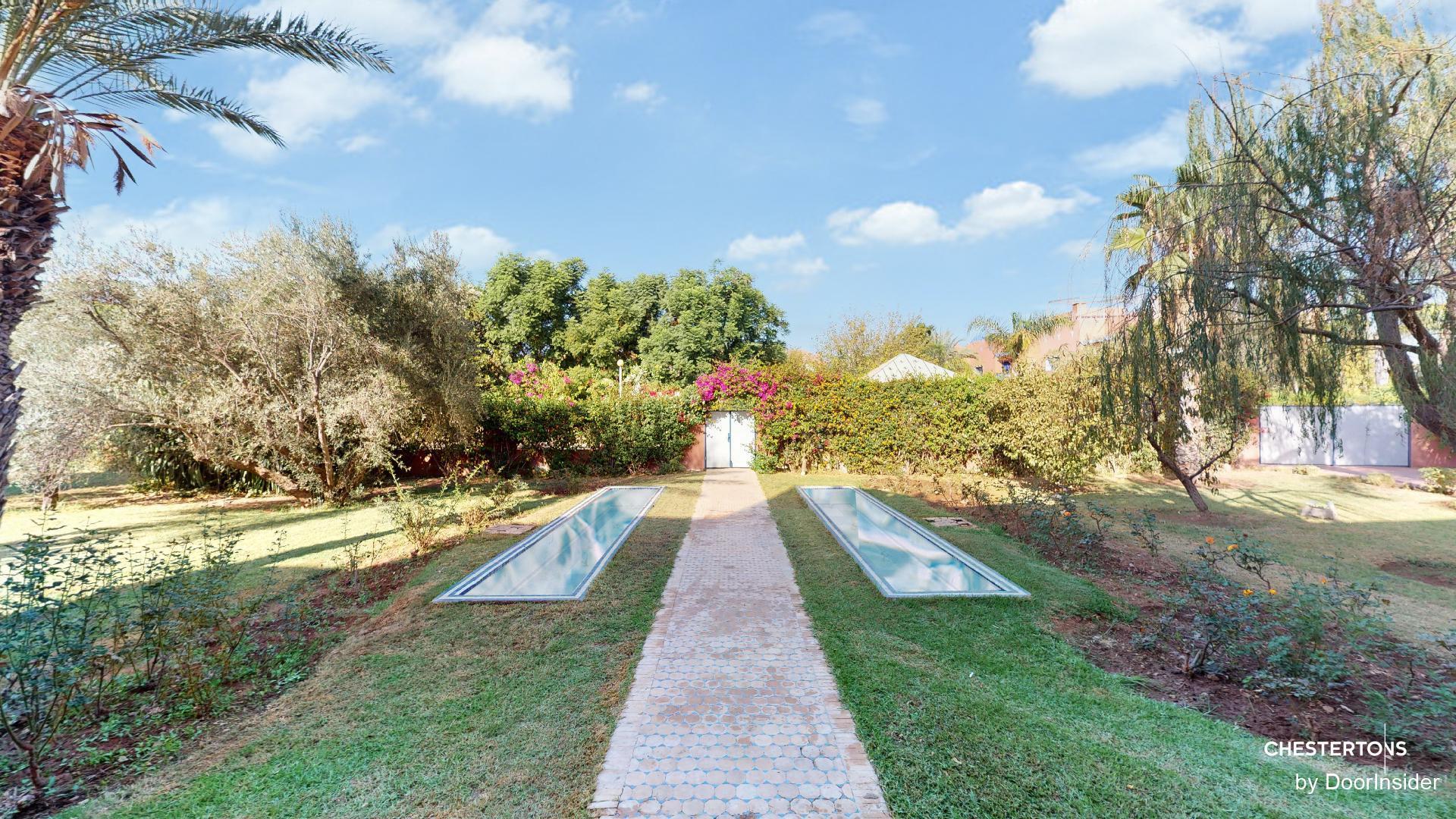 Villa au style traditionnel et moderne — 4