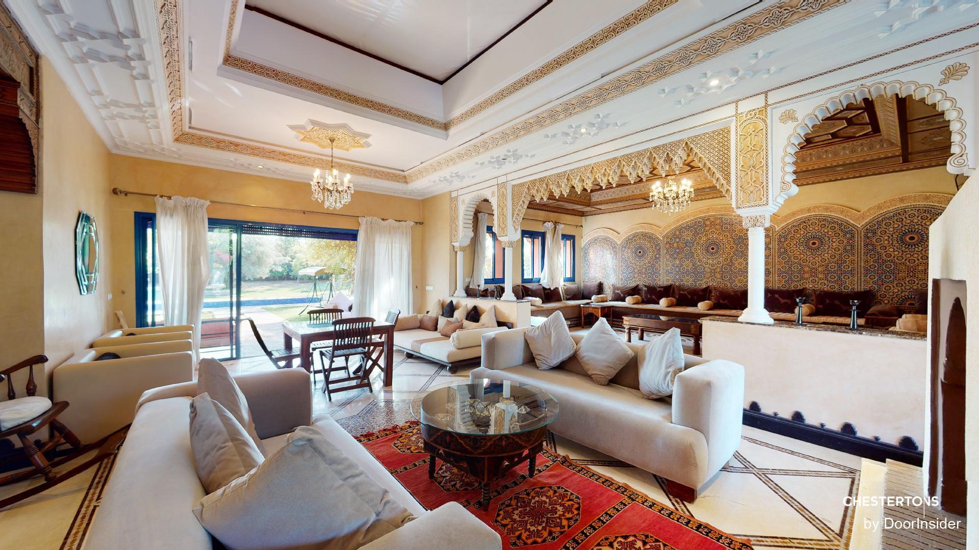Villa au style traditionnel et moderne — 5