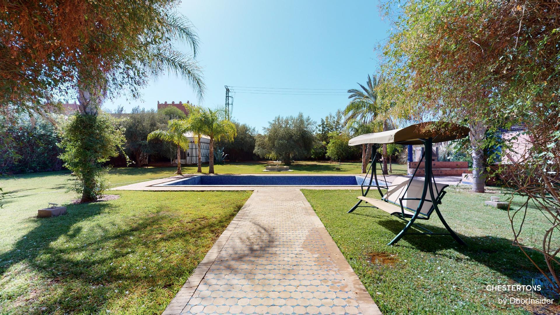 Villa au style traditionnel et moderne — 2