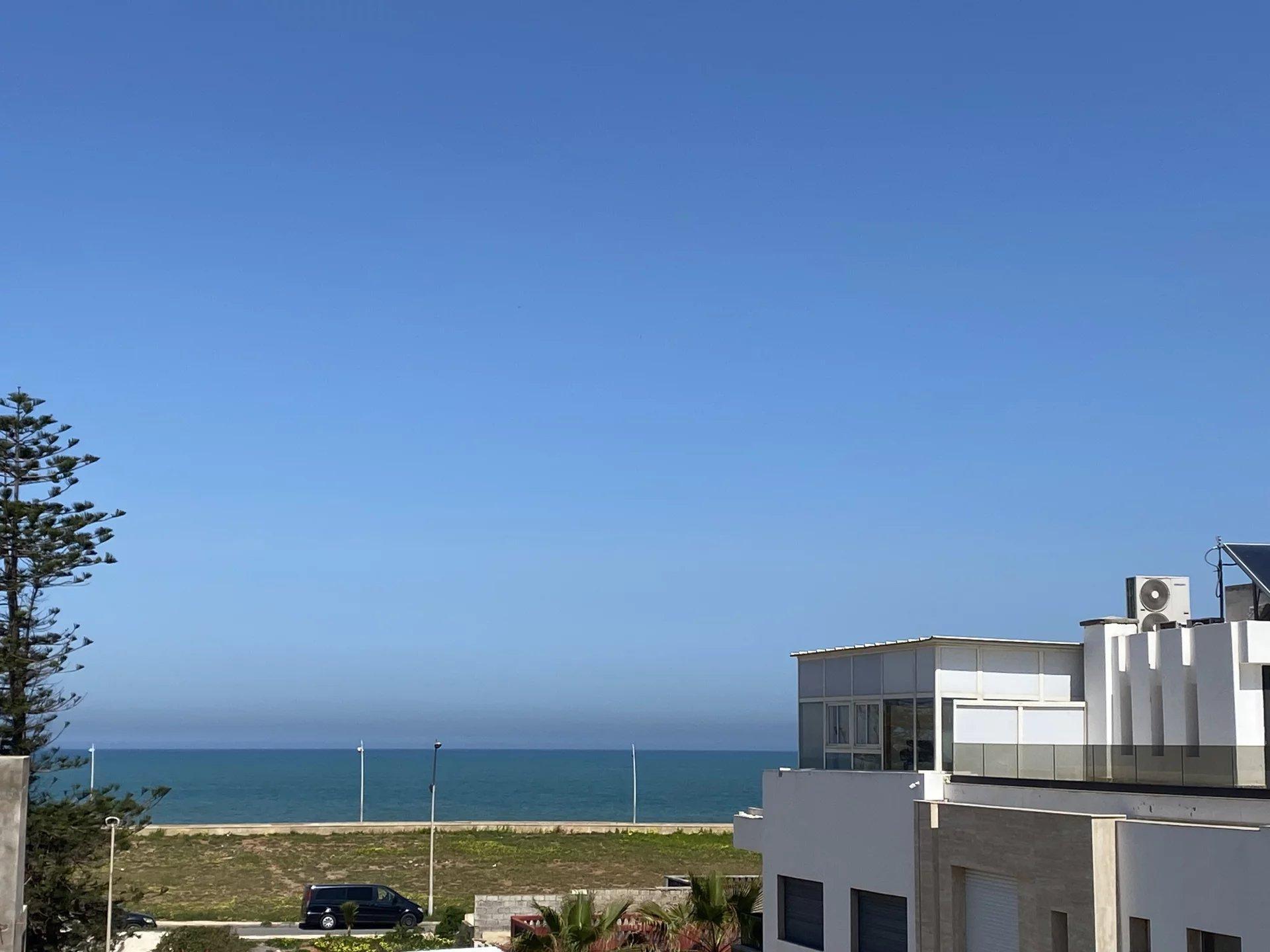 Appartement à Louer avec magnifique terrasse à El Harhoura, Maroc