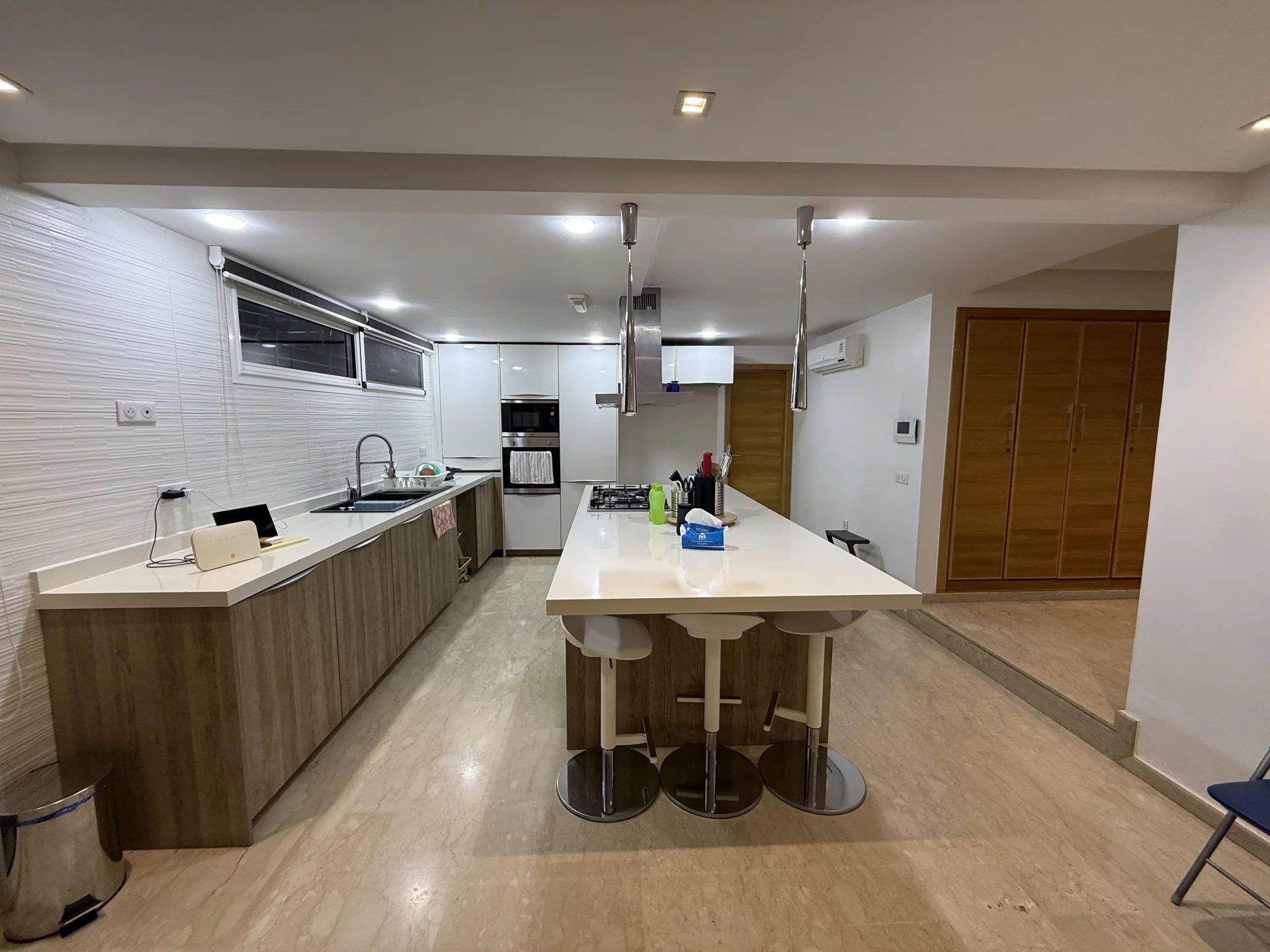 Maison moderne à vendre à Casablanca — 5