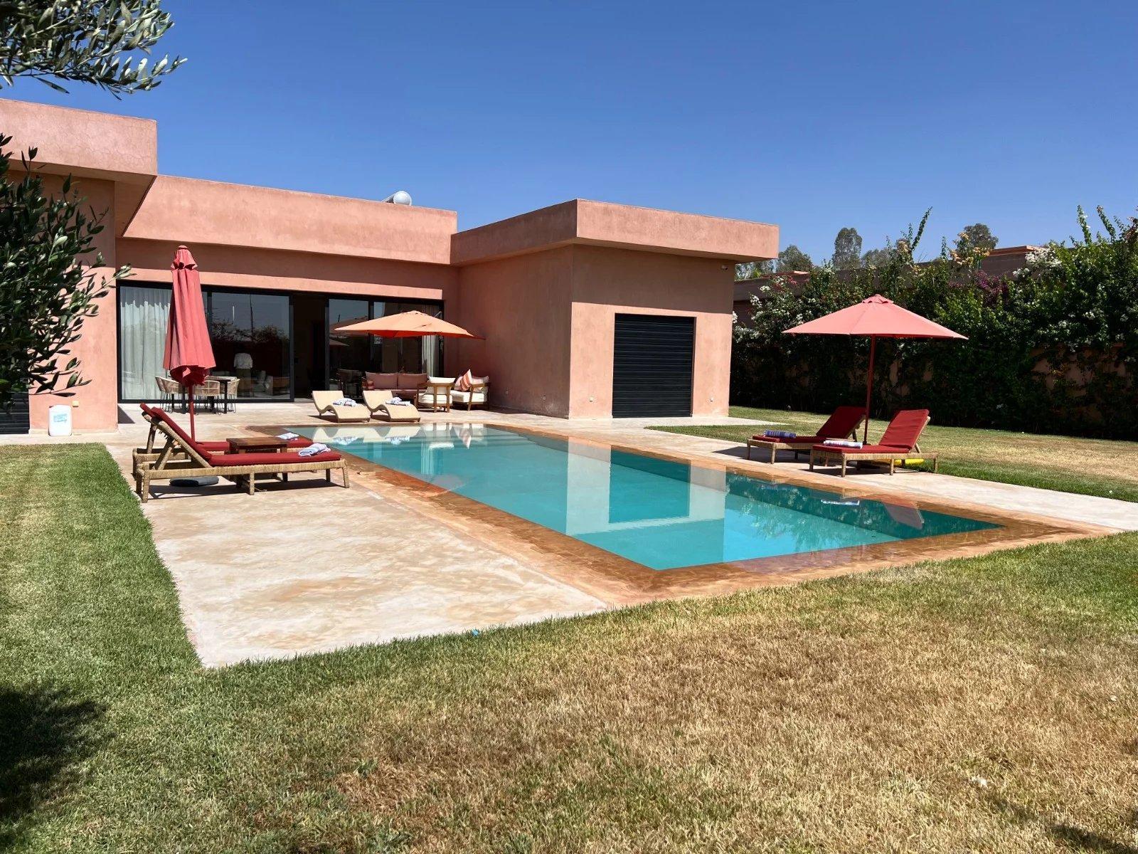 Villa plain-pied kms 7 Route d'Amizmiz