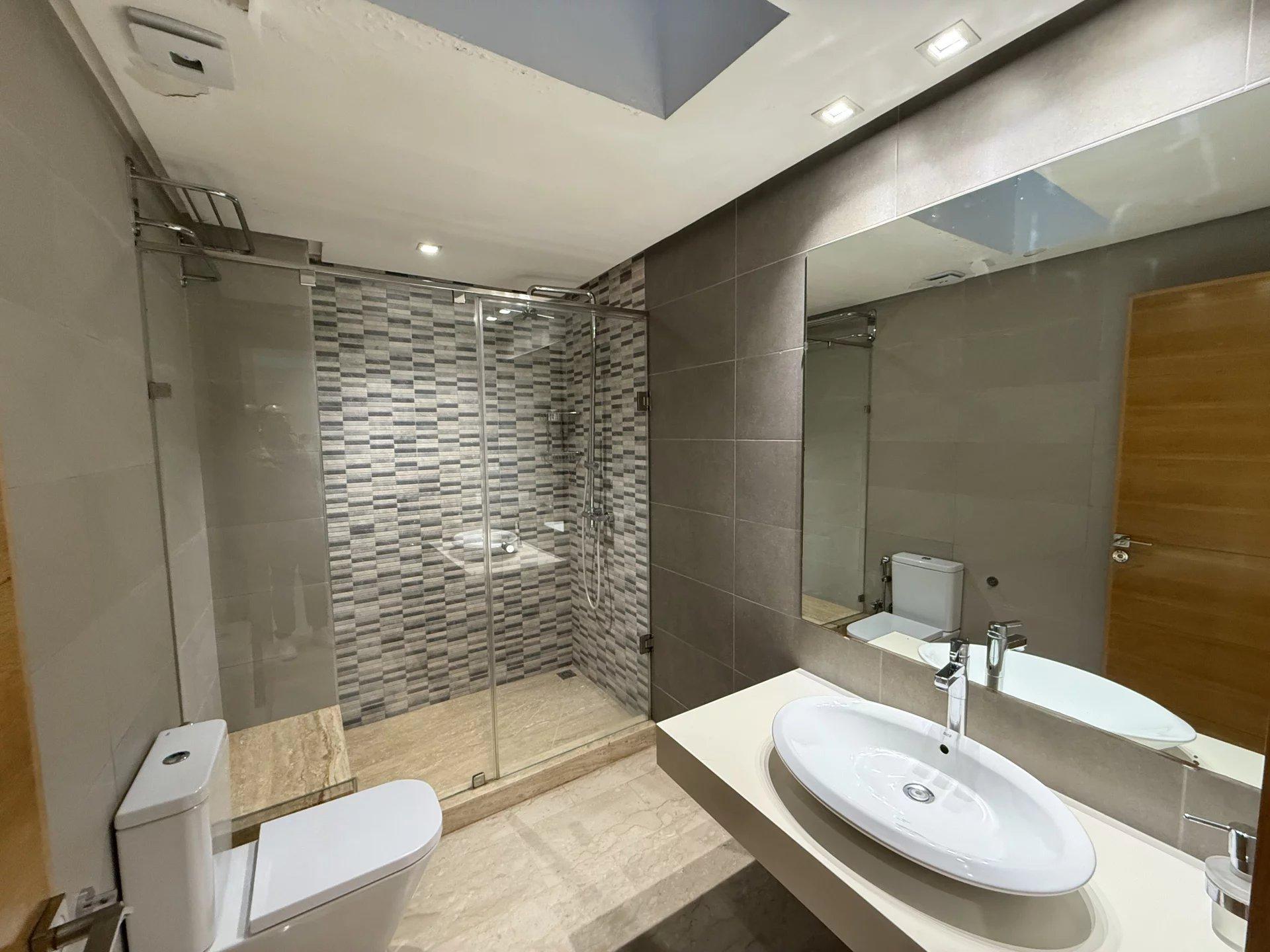 Appartement 365 m² à Hay Hassani — 10