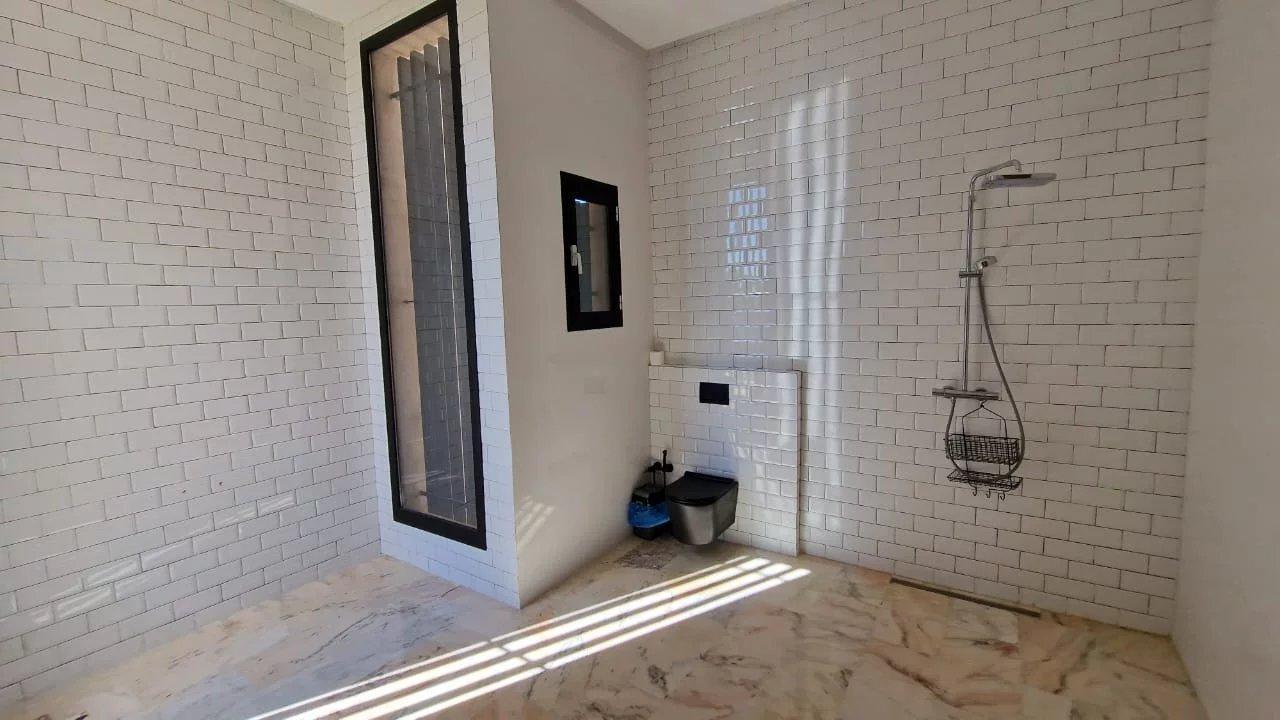Villa 350 m² à Tamesloht — 9