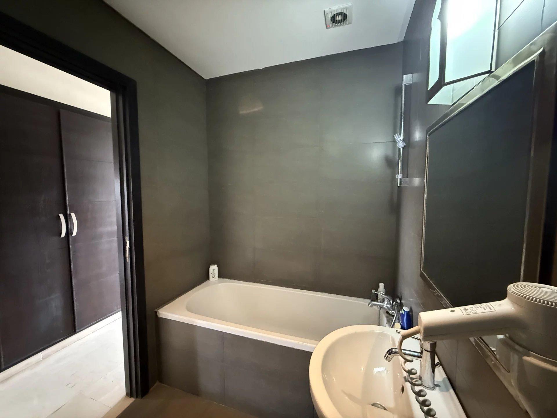 Appartement 157 m² f Hivernage — 10