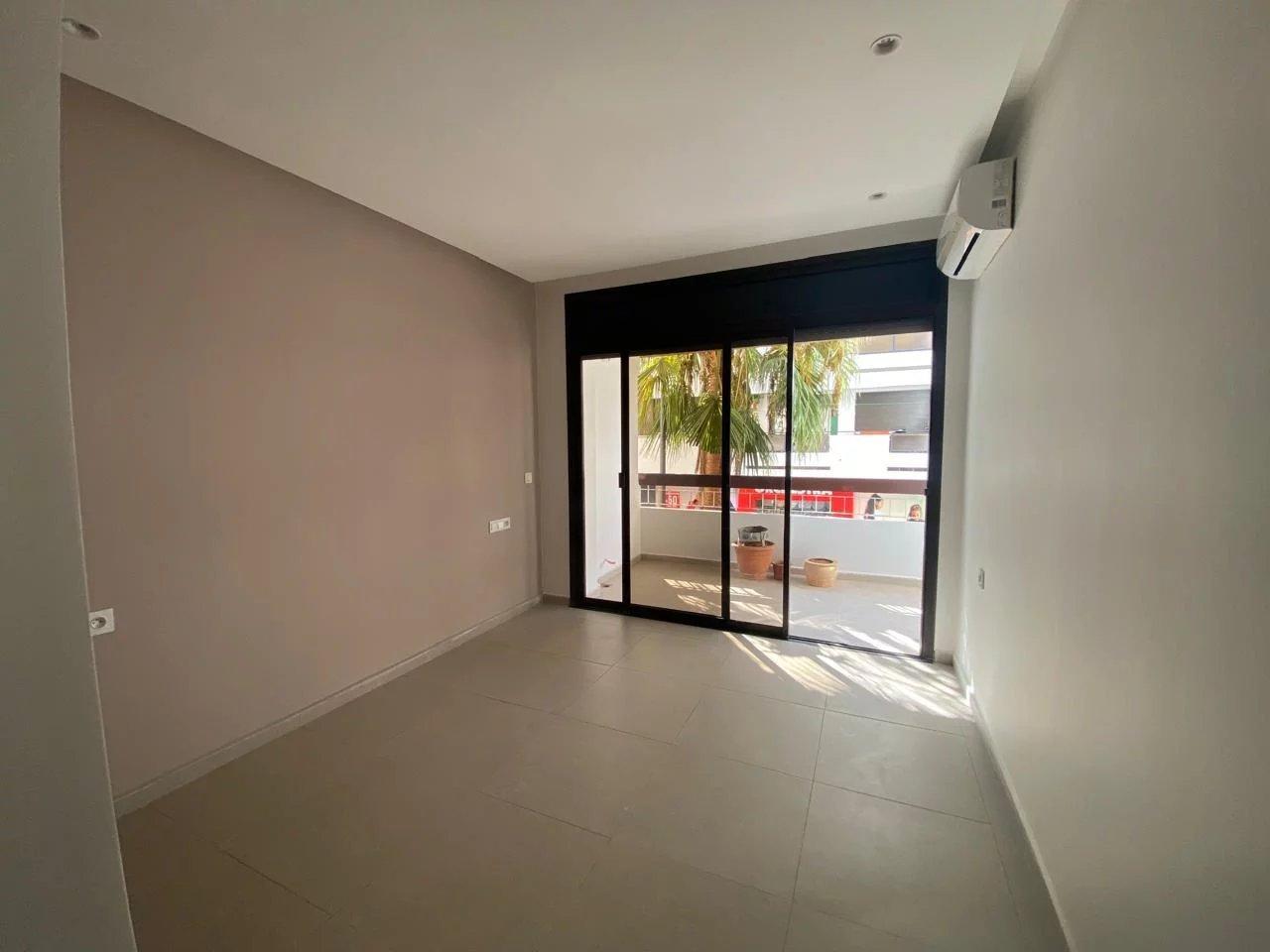 Appartement 100 m² à Agdal — 4