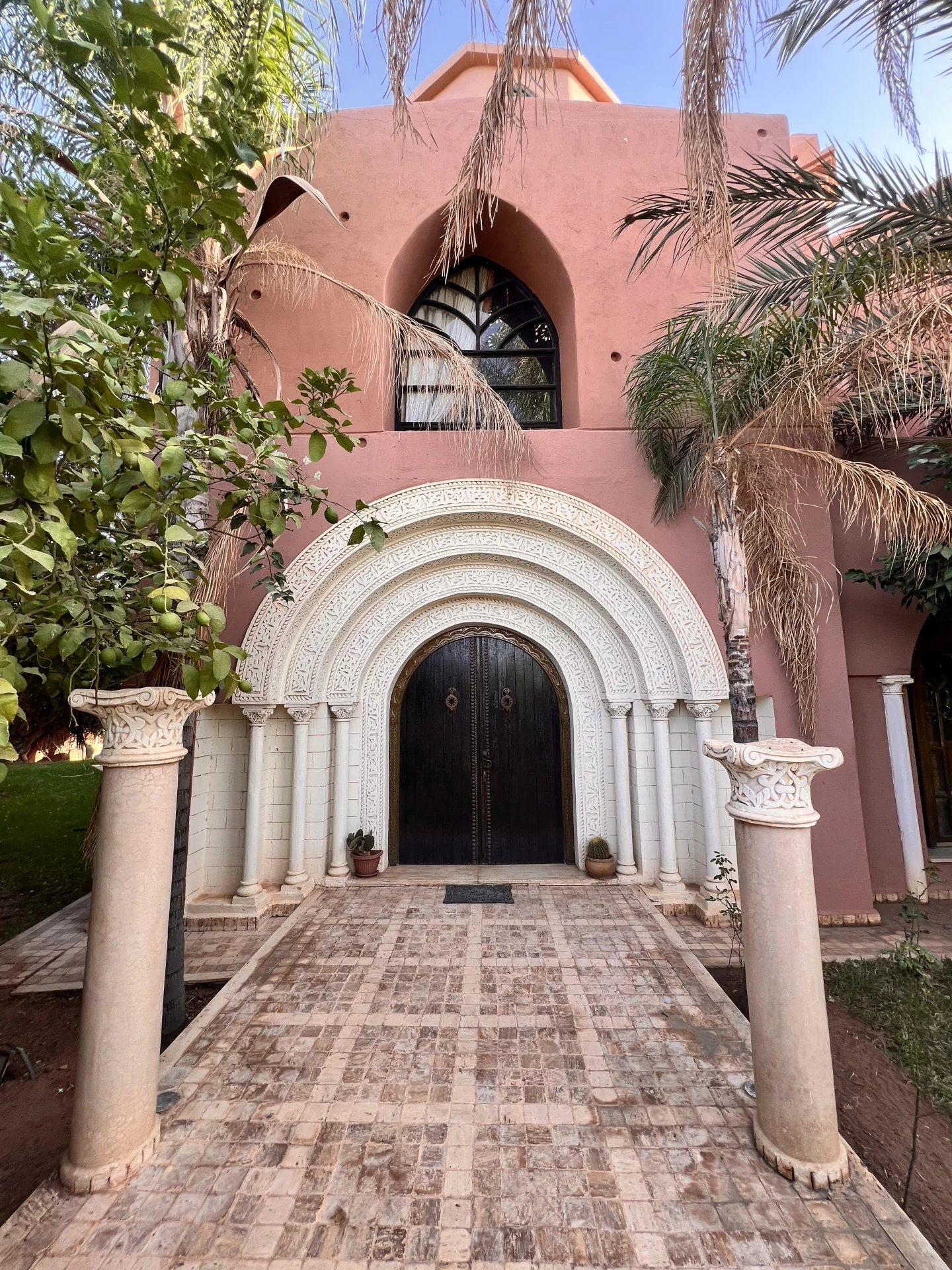 Villa Art Deco à Amelkis