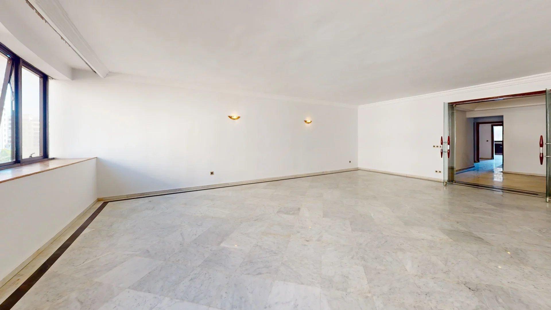 LOCATION BUREAU CASABLANCA • RACINE — 3