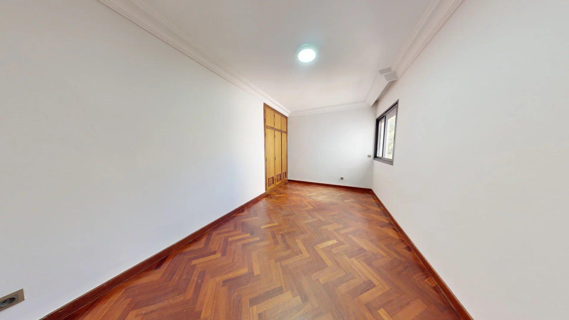 Appartement 250 m² à Racine — 8