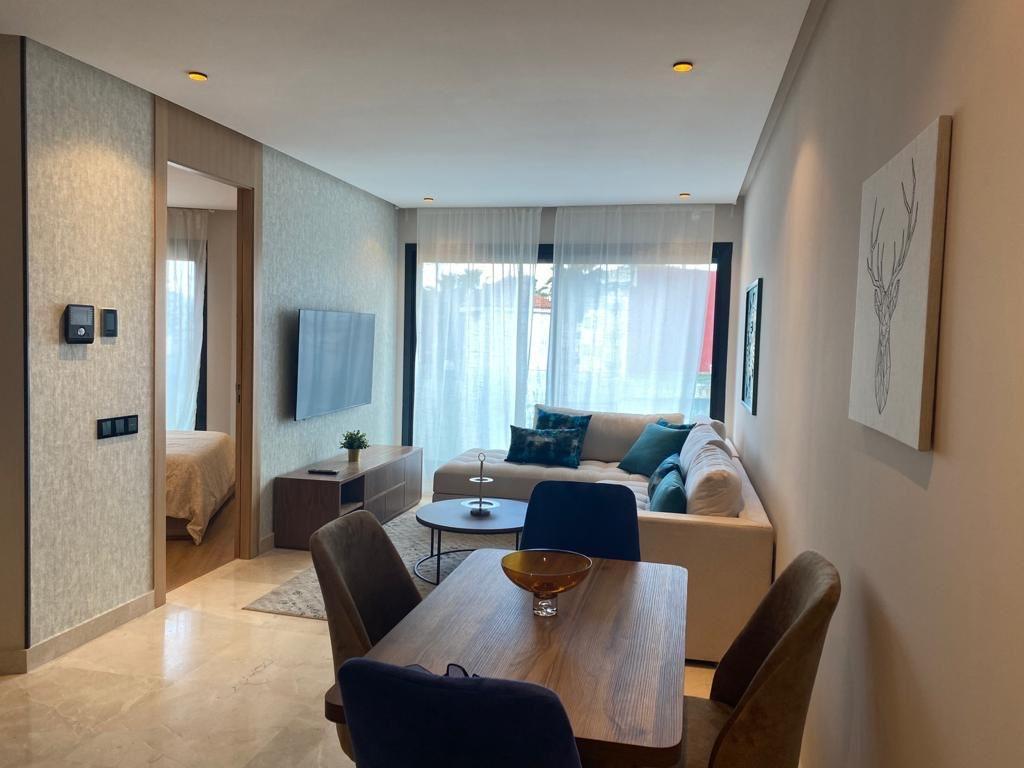 SUPERBE  STUDIO  À LOUER OASIS — 5