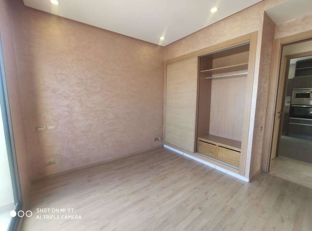 Appartement Haut standing à vendre — 4