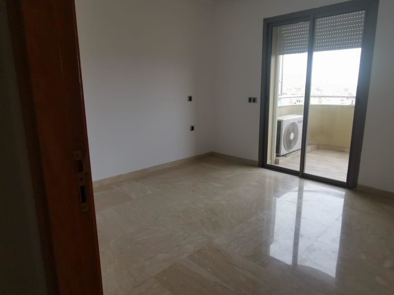 Bel appartement haut standing à vendre — 6