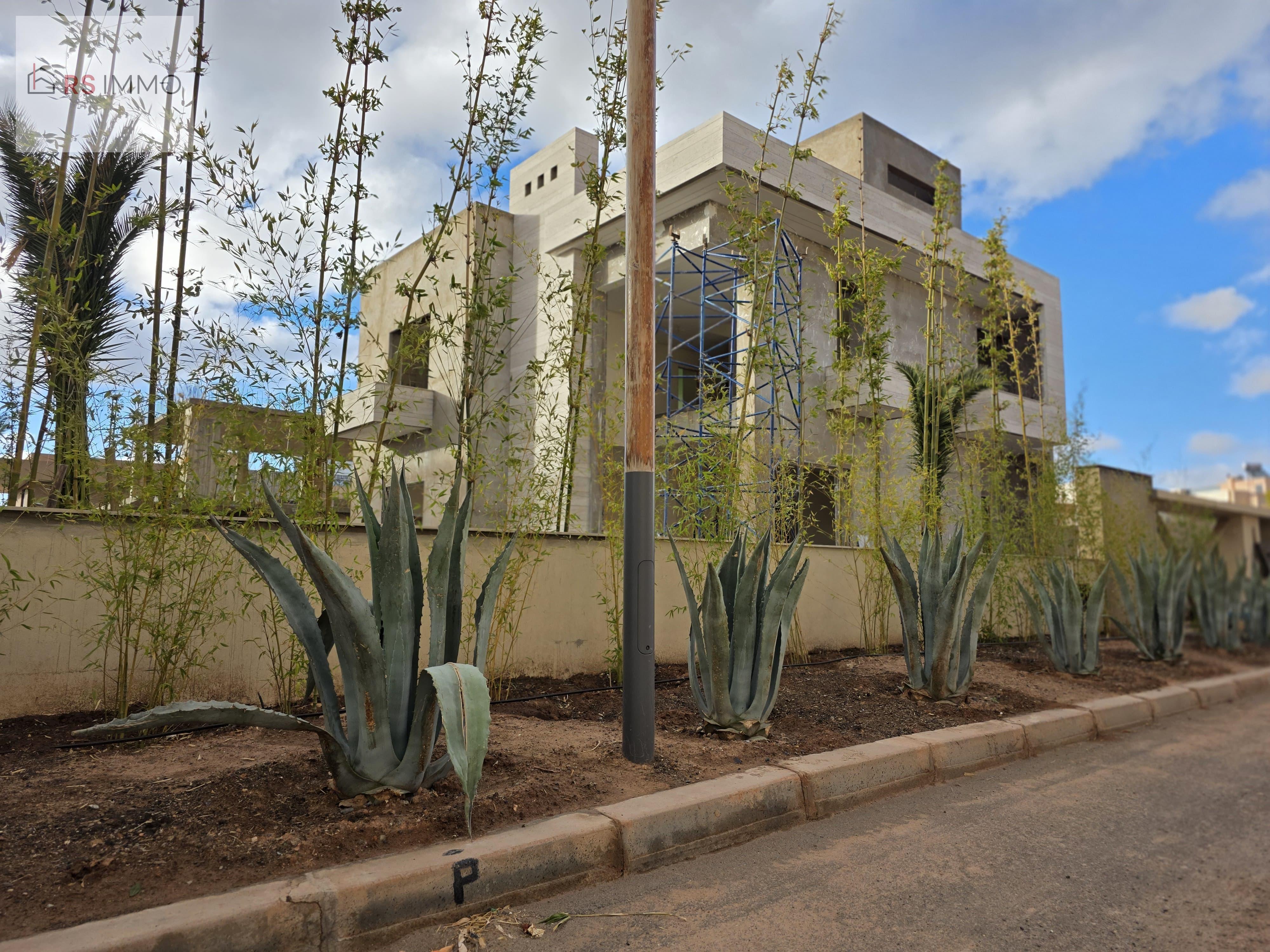 EXCLUSIVITÉ - VILLA D'EXCEPTION SUR LE GOLF DE NORIA — 3