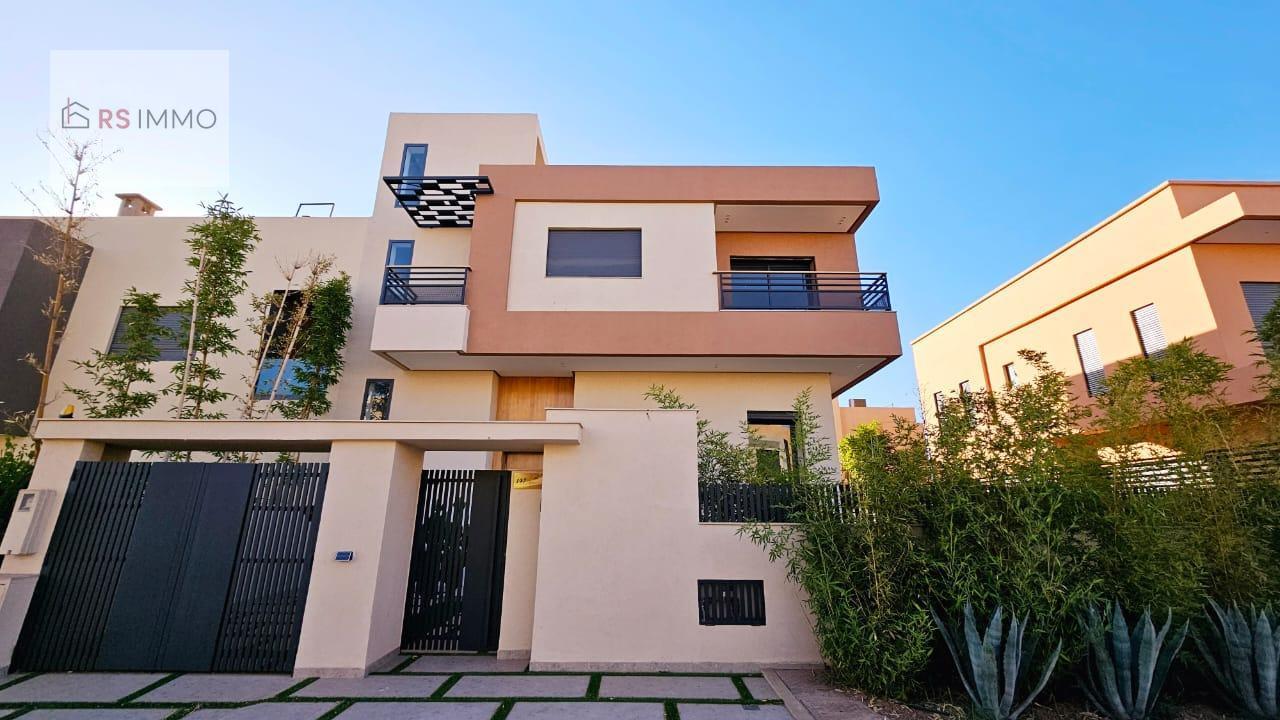 SUPERBE VILLA JUMELÉE DE 314 M² GOLF NORIA TITRÉ MARRAKECH — 2