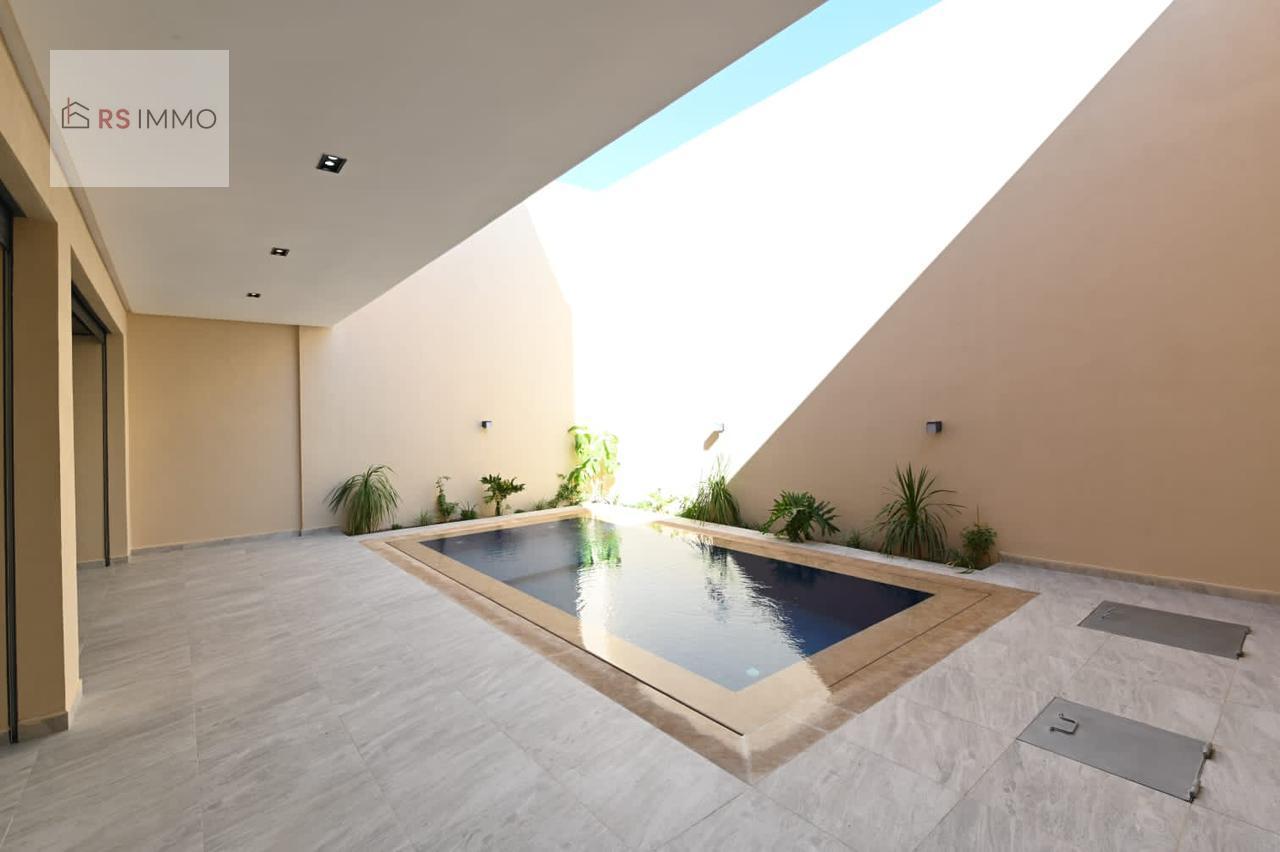 Villa 475 m² à Boulevard Mohammed VI — 4