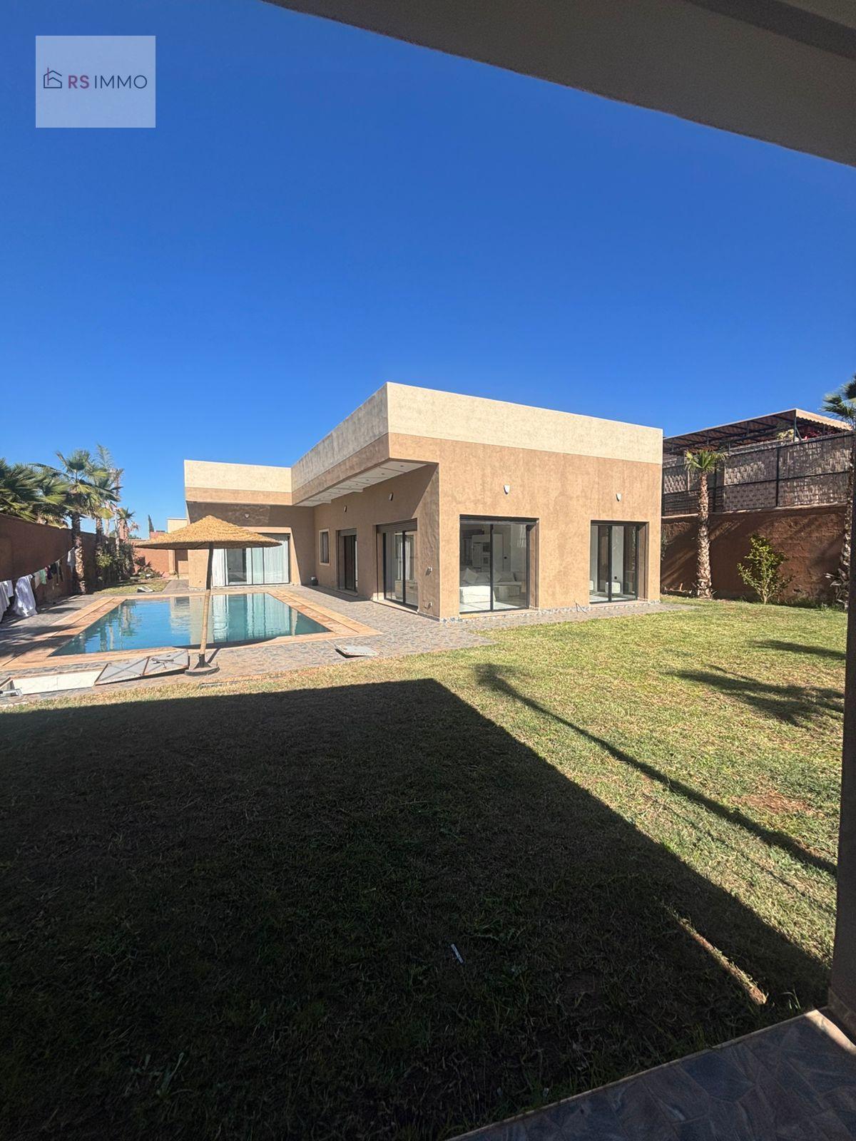 Villa Meublée à Vendre - Titrée et Prête à Habiter — 5