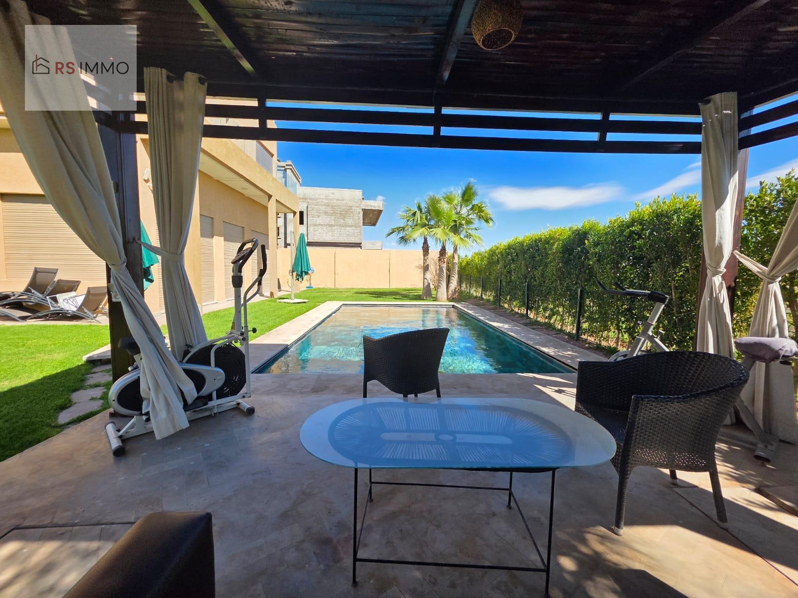 INVESTISSEMENT IMMOBILIER DE PRESTIGE : VILLA EXCEPTIONNELLE SUR GOLF ARGAN – VUE PANORAMIQUE SUR L’ATLAS — 5