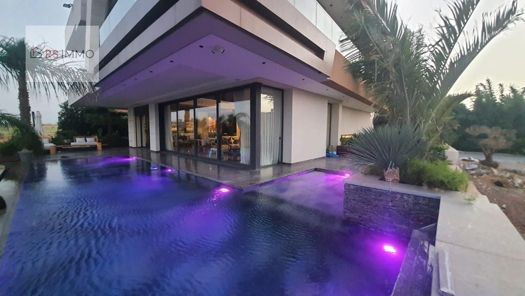 Villa d'architecte à Argan Golf – Vue lac et golf, prestations haut de gamme