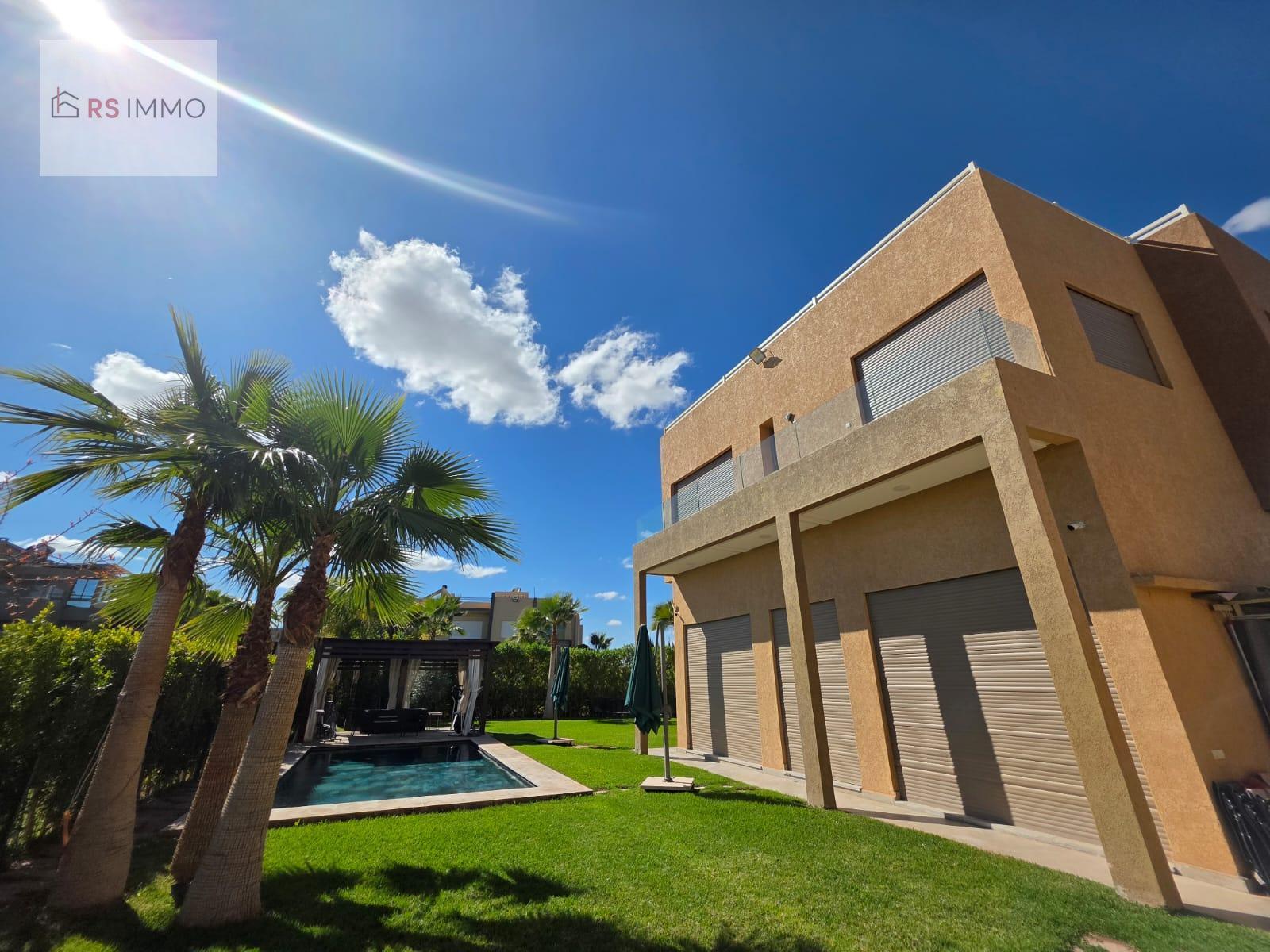 INVESTISSEMENT IMMOBILIER DE PRESTIGE : VILLA EXCEPTIONNELLE SUR GOLF ARGAN – VUE PANORAMIQUE SUR L’ATLAS — 2