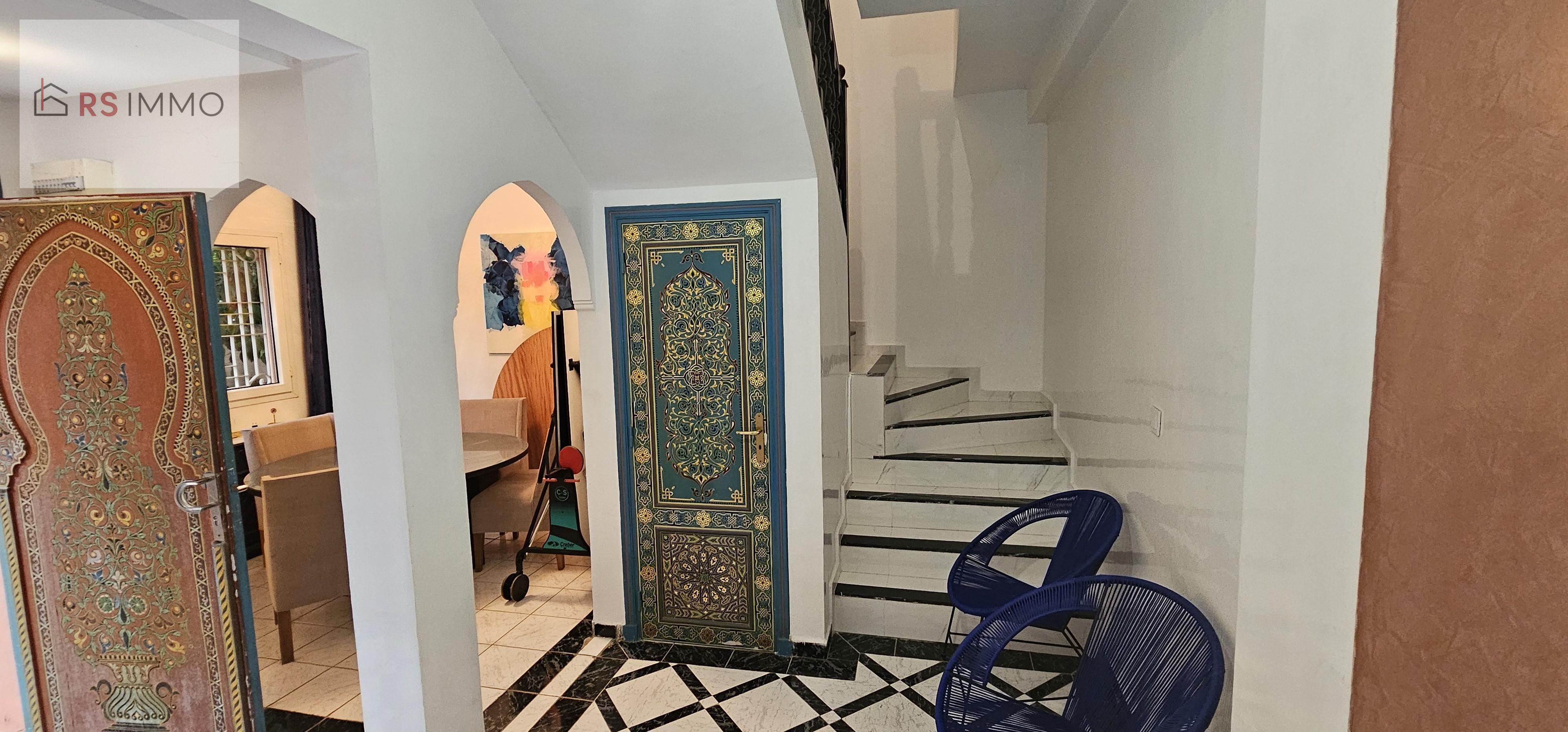 فيلا 210 م² في Annakhil — 9