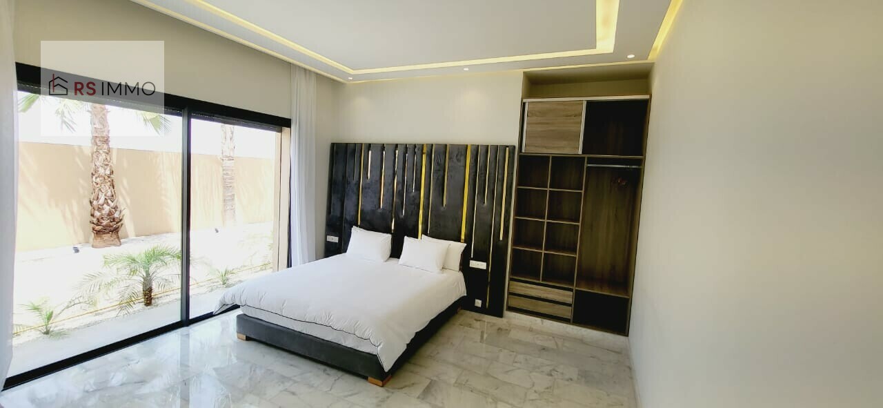 TRES BELLE VILLA A VENDRE SUR LA ROUTE DE OURZAZATE — 3