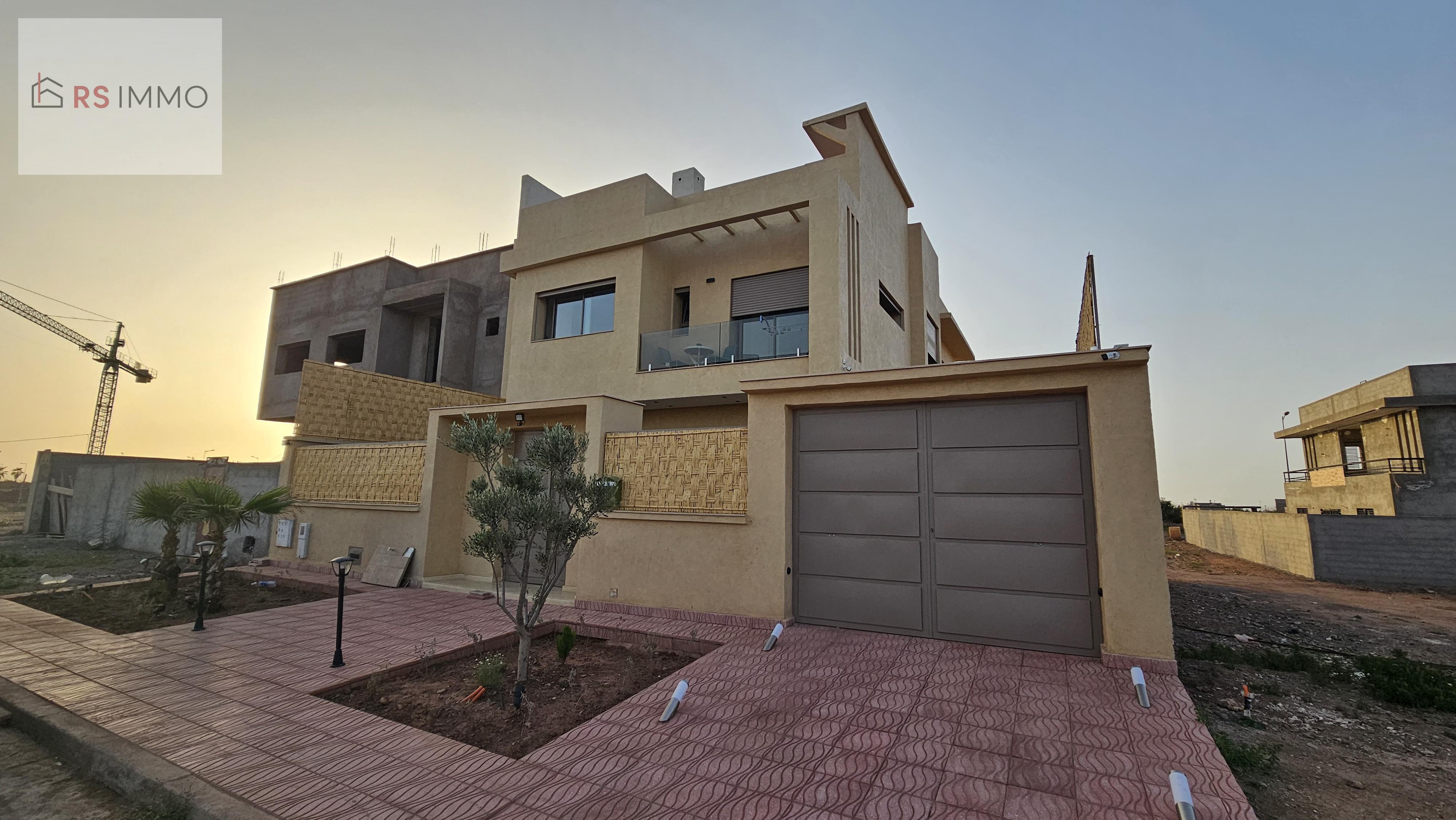 Superbe villa moderne route d'Amezmiz — 3