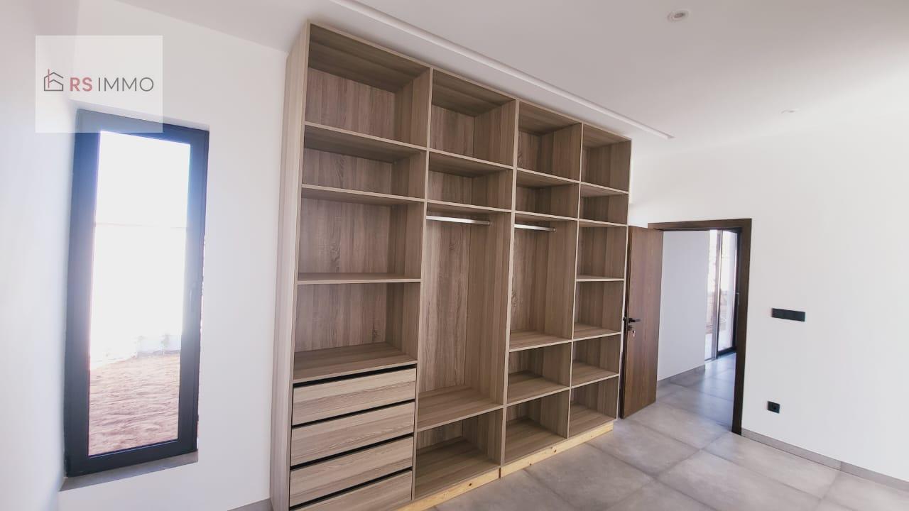 Somptueuse villa moderne proche du golf Amelkis Rte de Ourzazate — 4