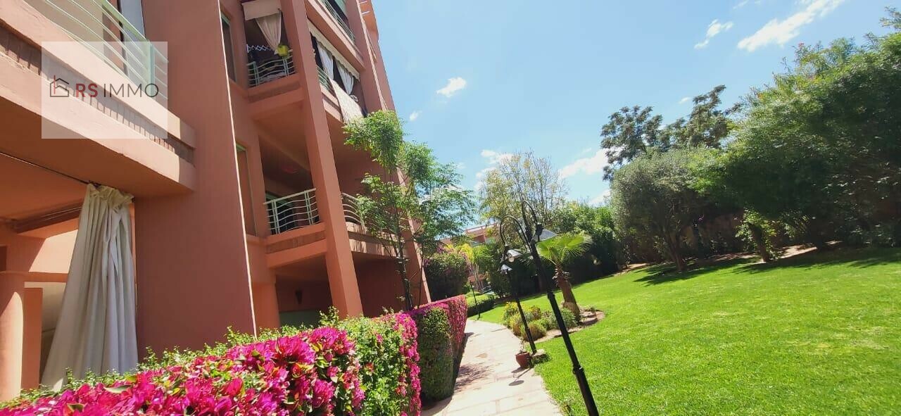 Superbe appartement a vendre meublé dans une résidence sécurisée avec magnifique piscine — 3