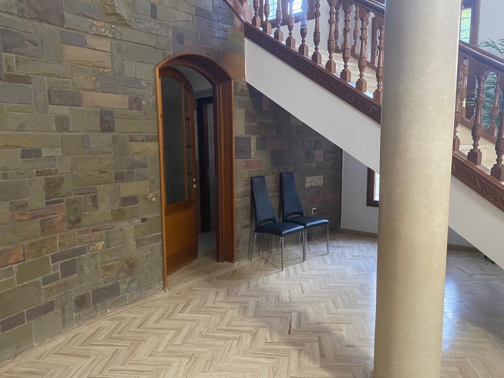 magnifique villa de 18 ans à souissi — 3