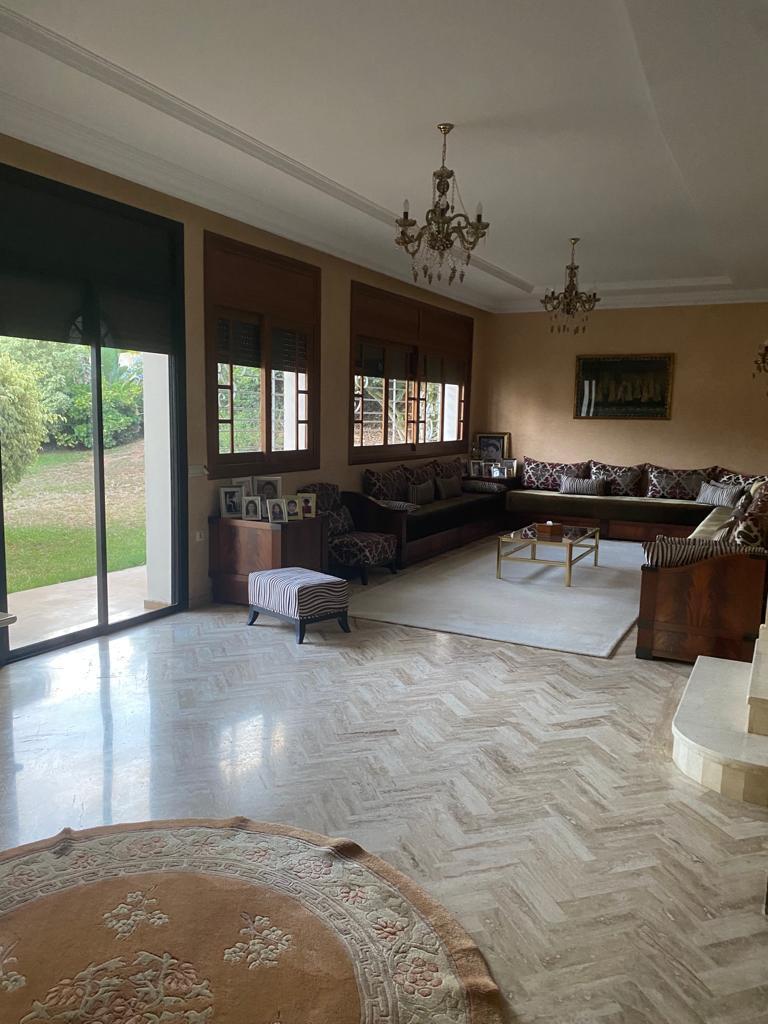 magnifique villa de 18 ans à souissi — 6
