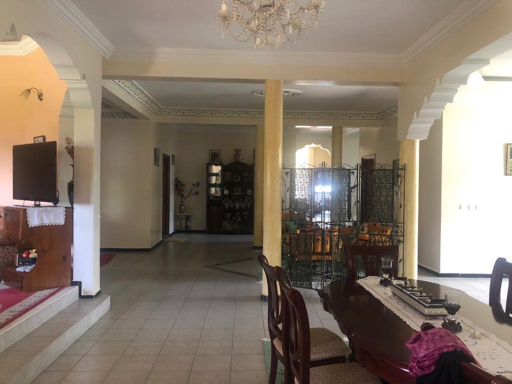 jolie villa à souissi sur 2 niveaux
