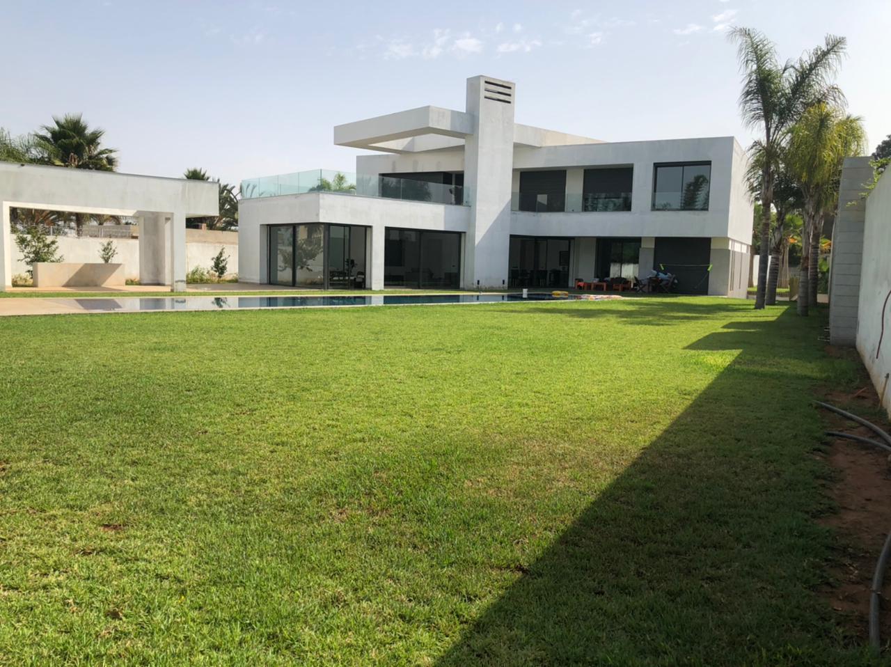 tres jolie villa neuve construit sur 3 niveaux — 3