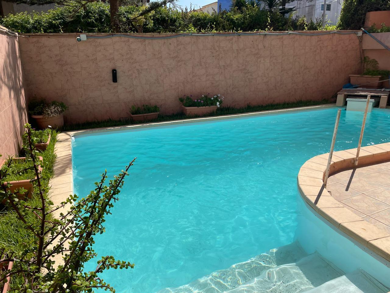 À VENDRE : Superbe Villa 3 Niveaux avec Piscine à Mohammedia — 3