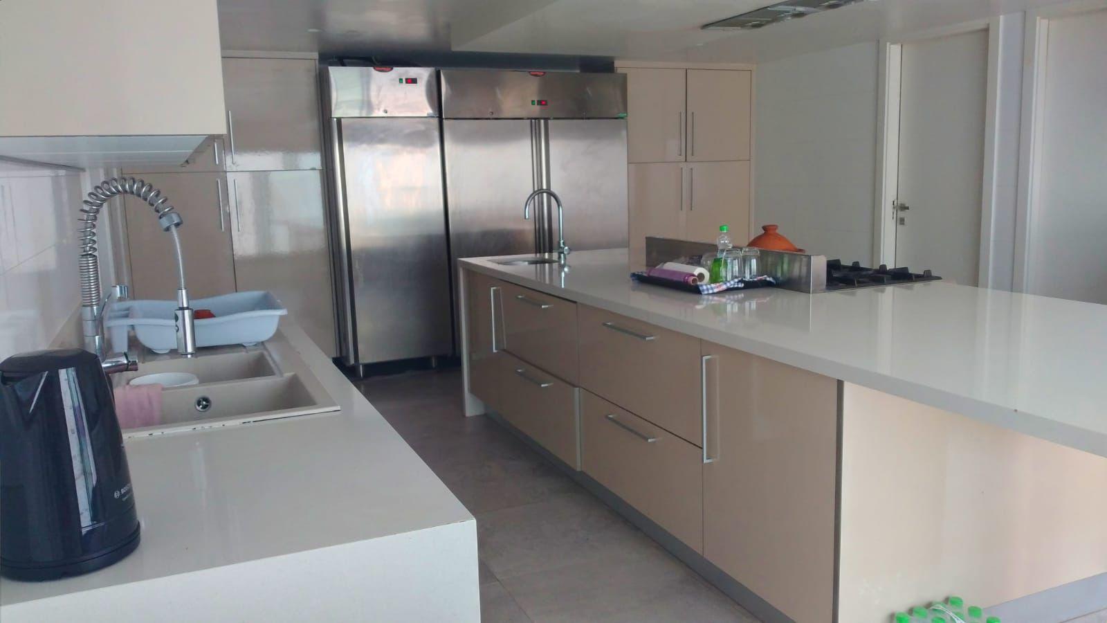 vente tres belle villa à souissi — 5