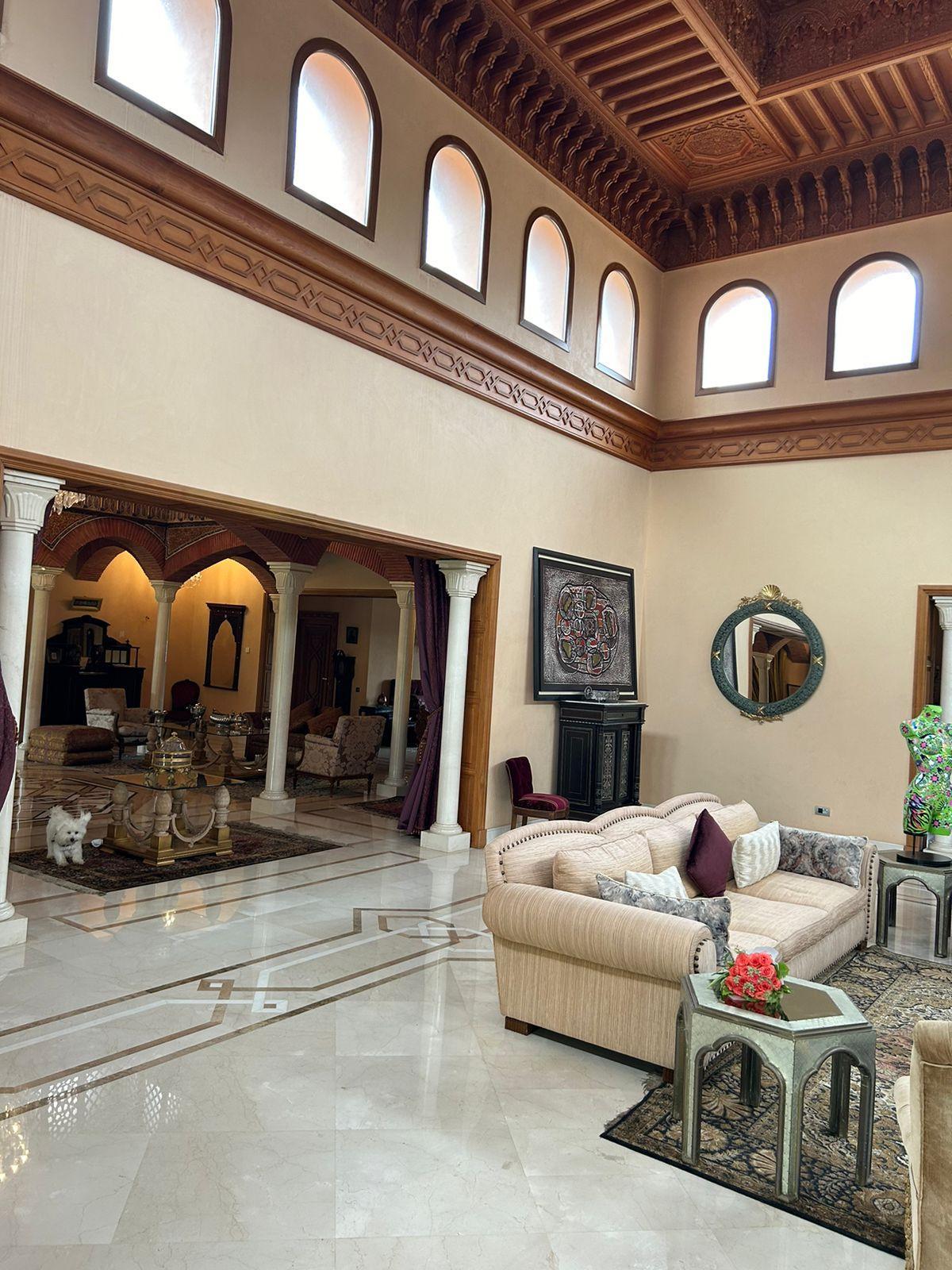 Villa 5100 m² f Ambassadeurs — 7