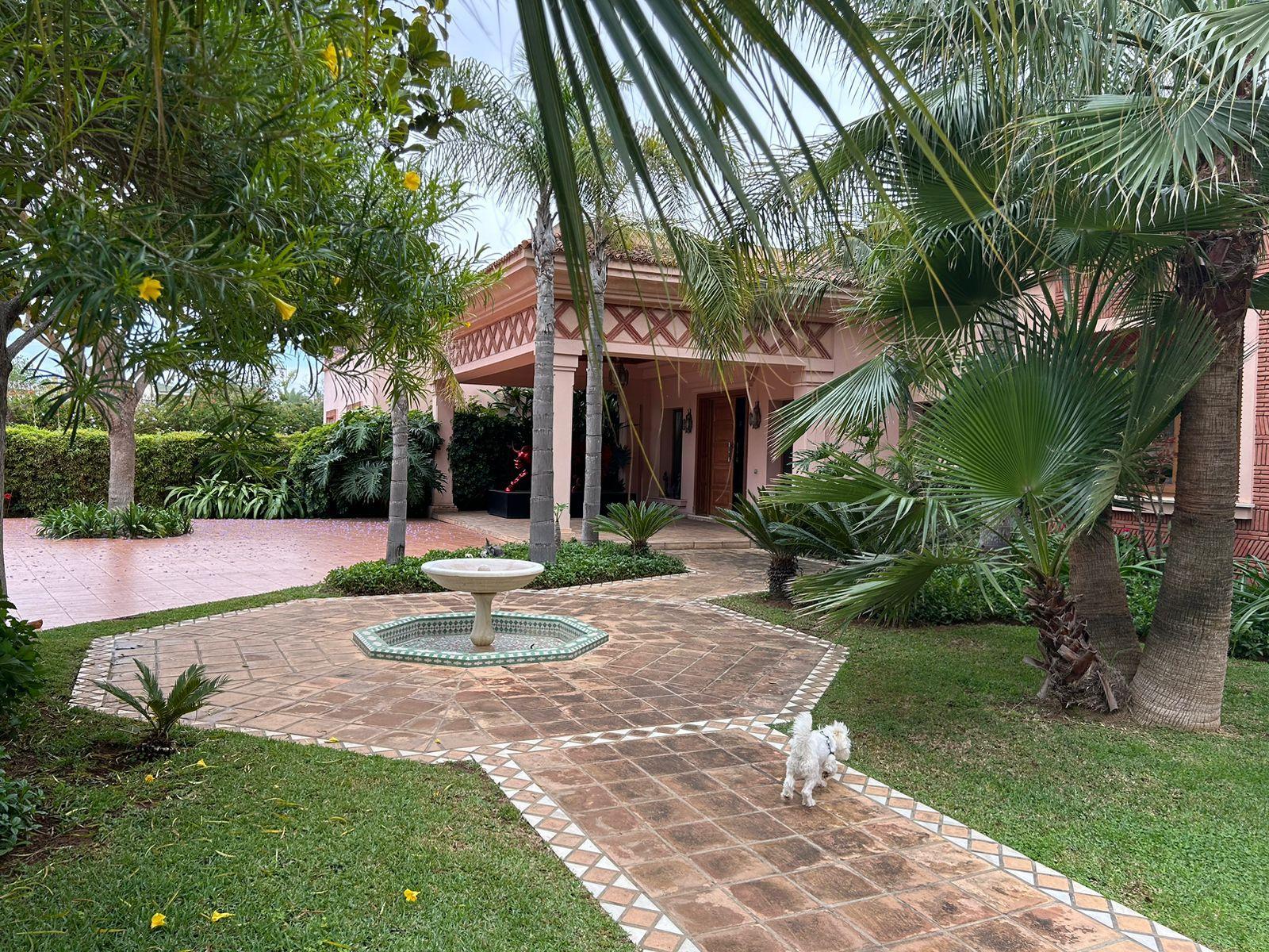 Villa 5100 m² f Ambassadeurs — 8