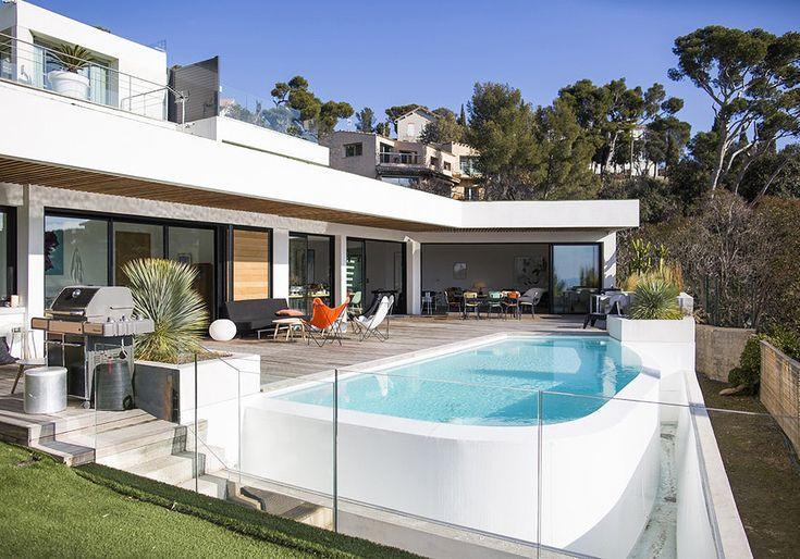 VILLA DE LUX AMBASSADEUR