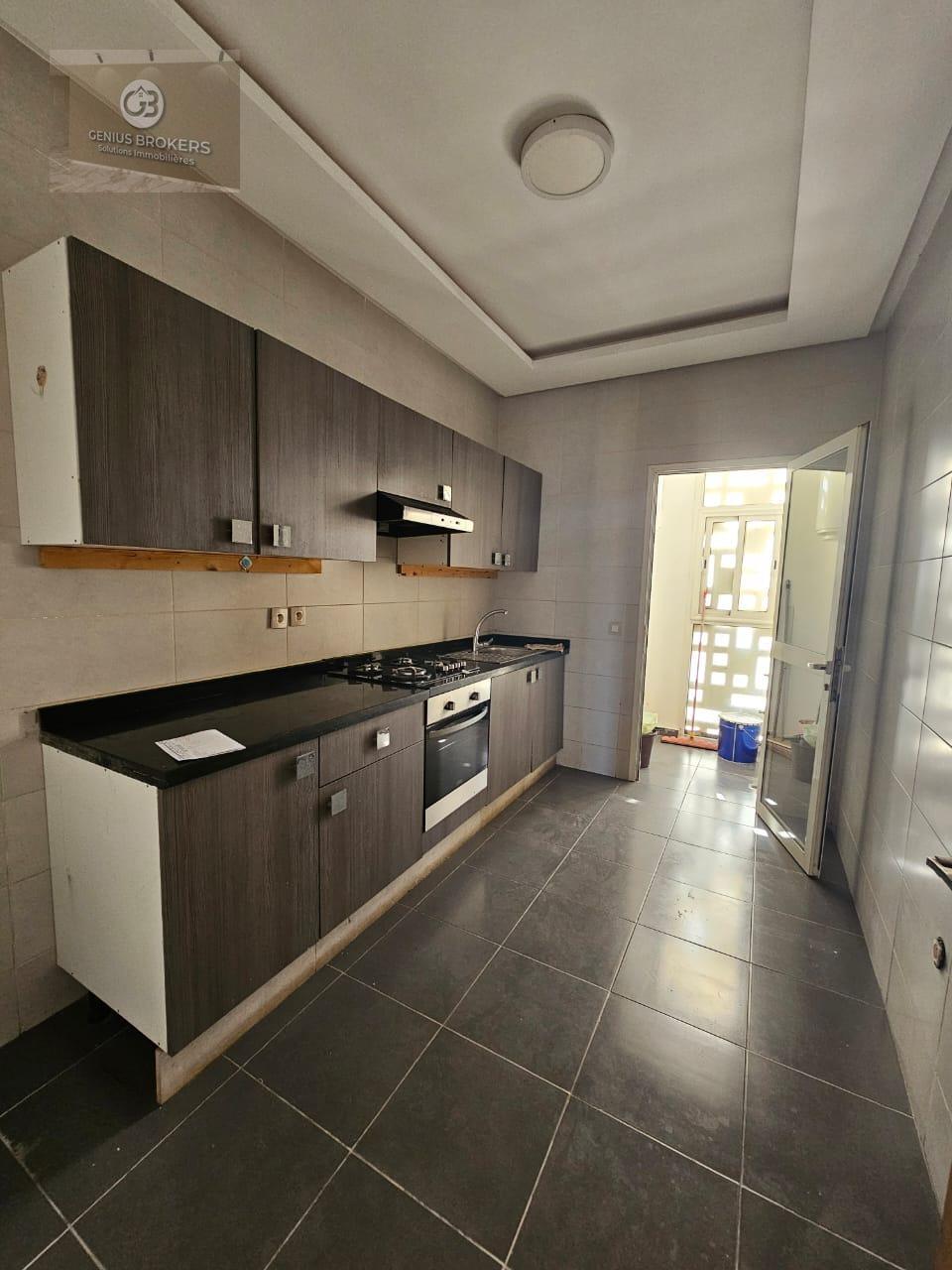 Appartement vide à louer sidi maarouf — 3