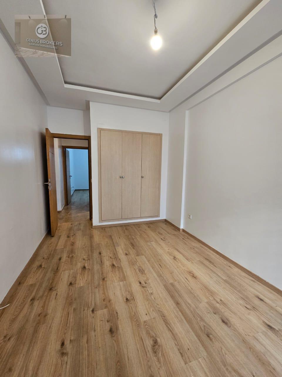 APPARTEMENT VIDE à SIDI MAAROUF 104m² — 2