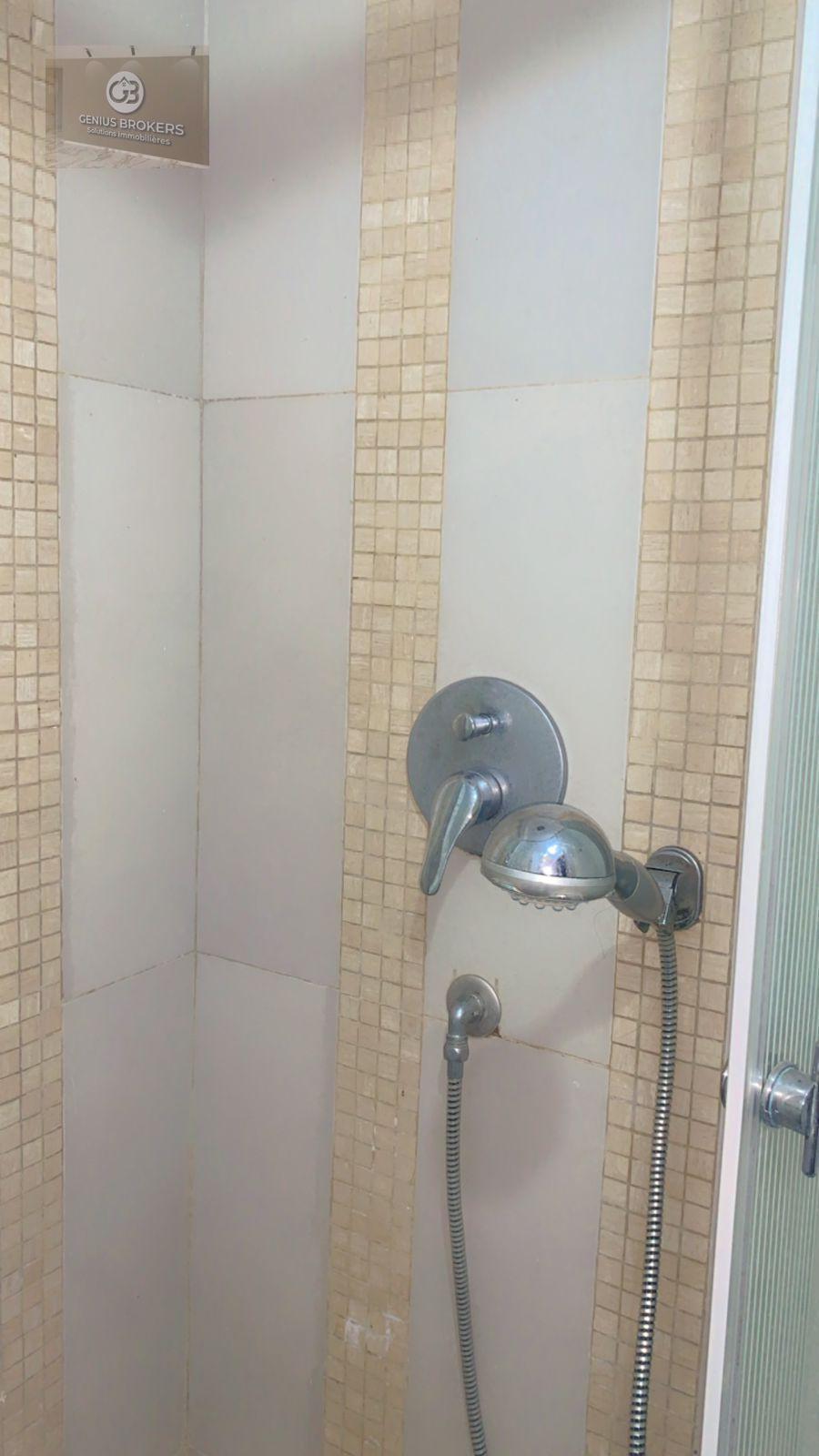 Studio 54 m² à Quartier des Hôpitaux — 7