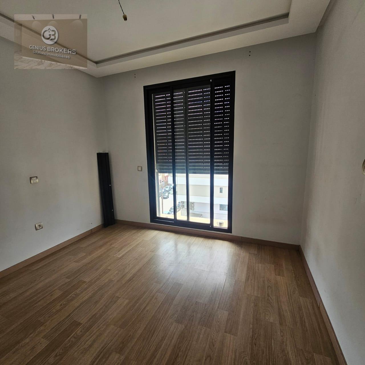 Appartement vide à louer sidi maarouf — 4