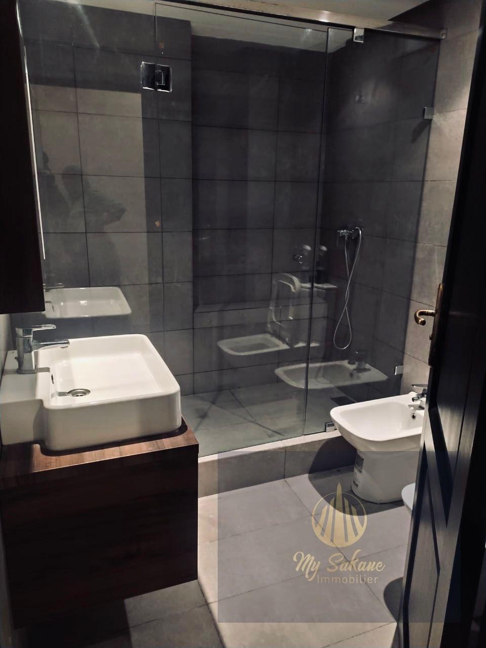 Appartement haut standing à sasir — 2