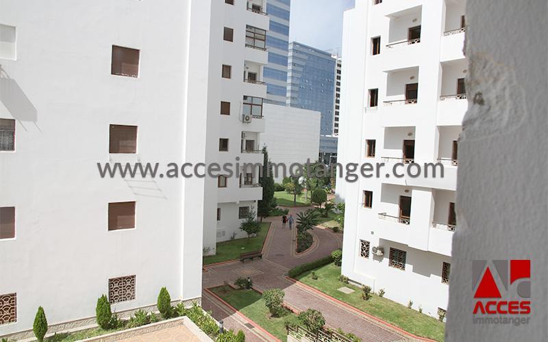 APPARTEMENT A VENDRE A COTE DE LA PLAGE (AV205823) — 2