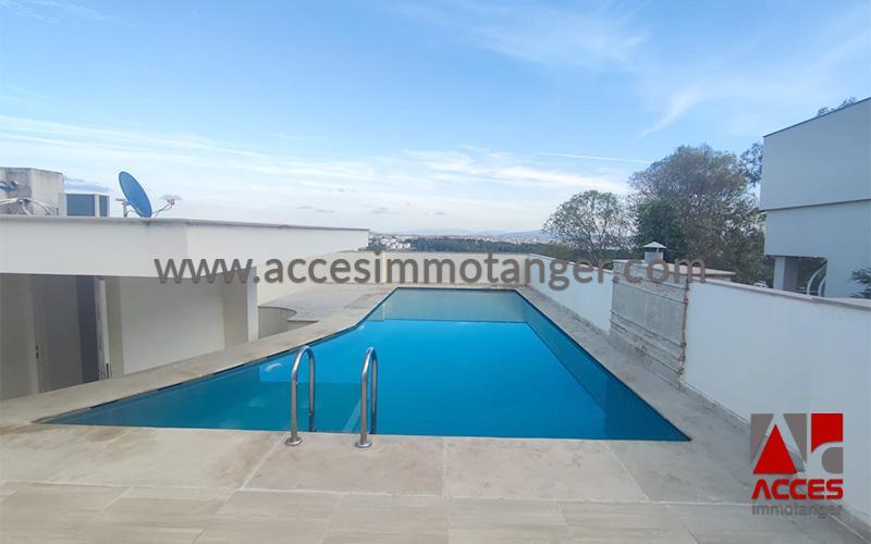 Villa avec piscine dans un quartier élégant