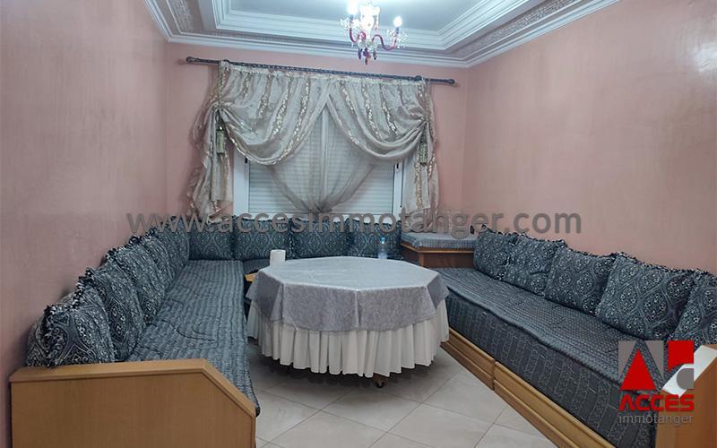 CHARMANT APPARTEMENT À VENDRE — 3